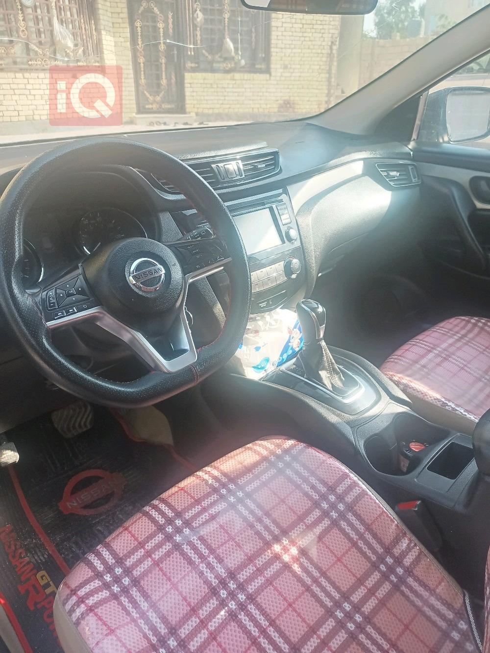 نيسان روج سبورت